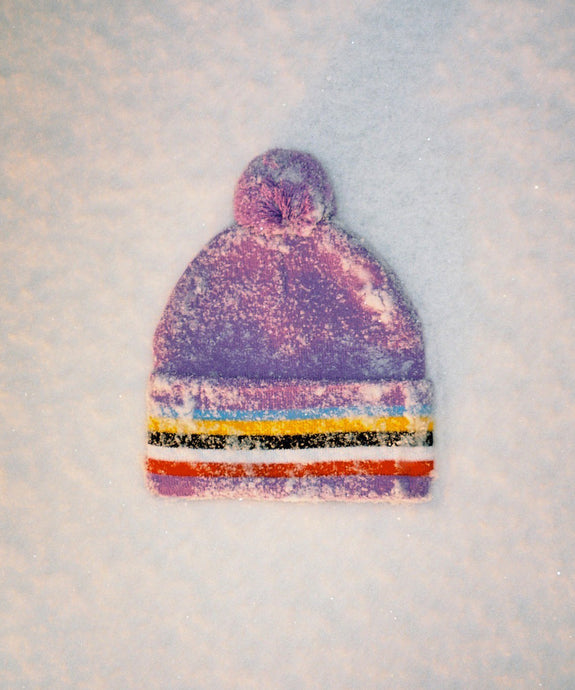 BOBBLE BEANIE - PURPLE